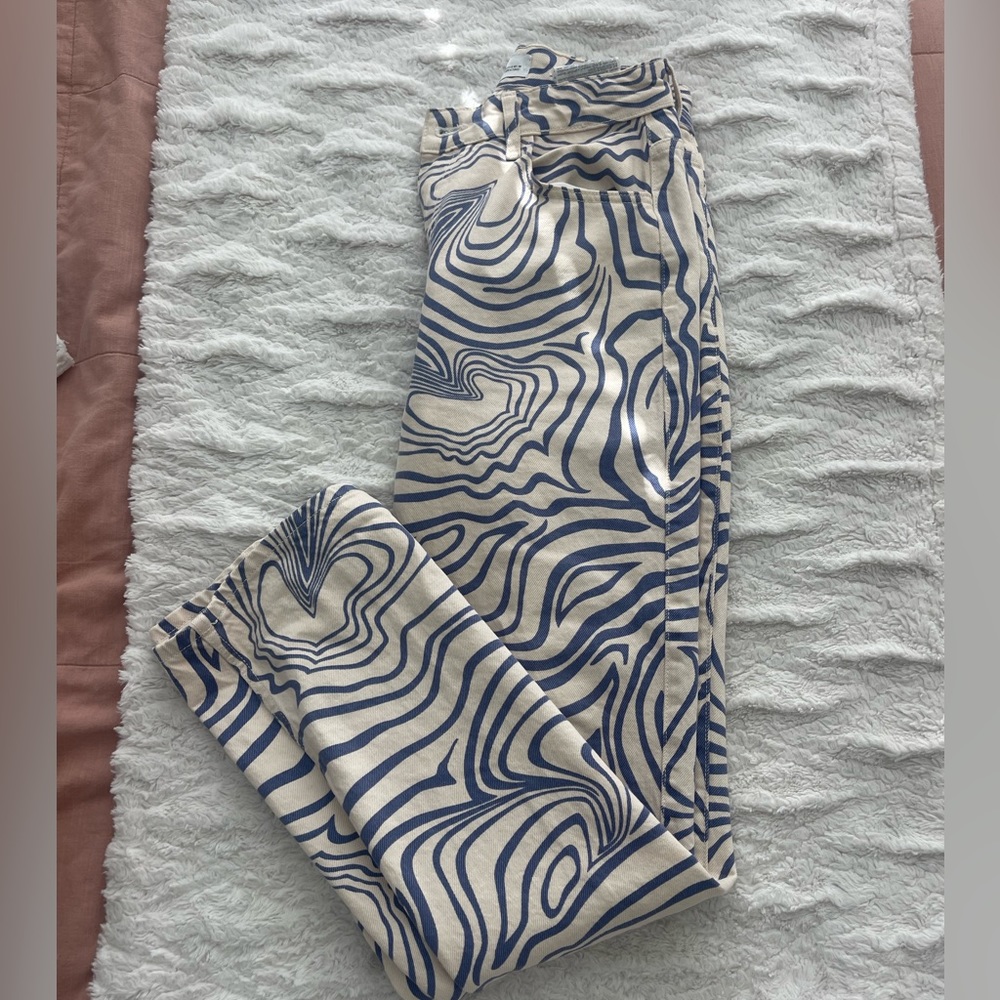 Blue and White Zara jeans